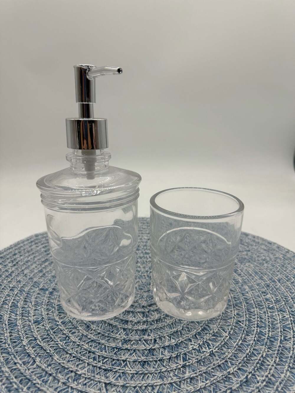 2 pc Clear Glass Bathroom Decor set